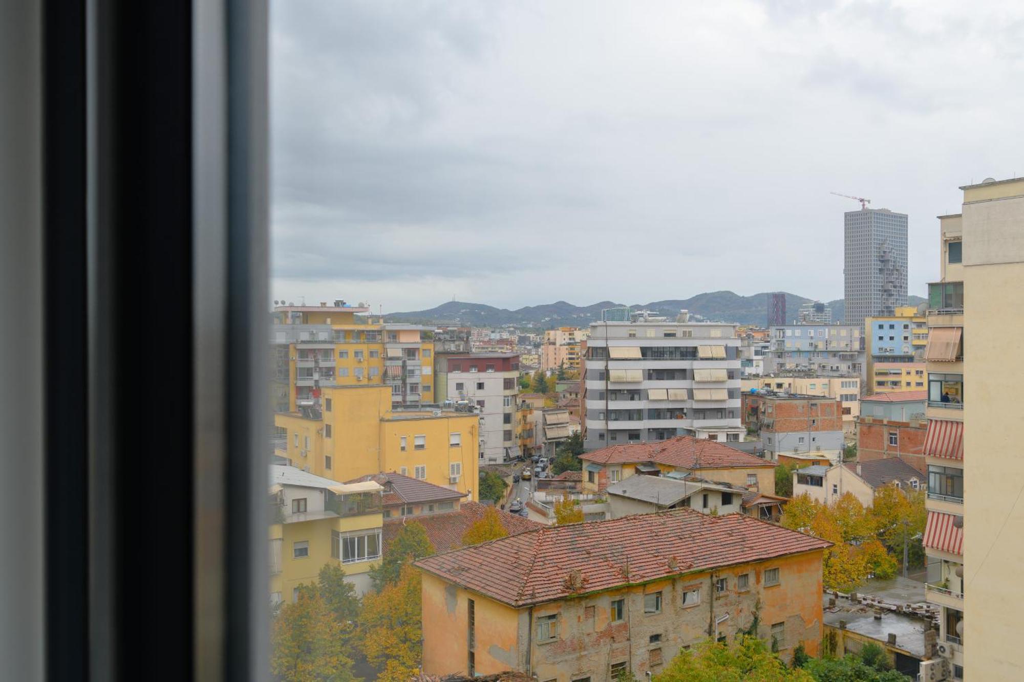 Tirana Cityscape Екстер'єр фото